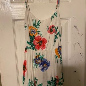 Old Navy womens size medium white and floral sundress.